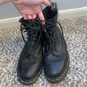 Men’s Dr. Marten black boots